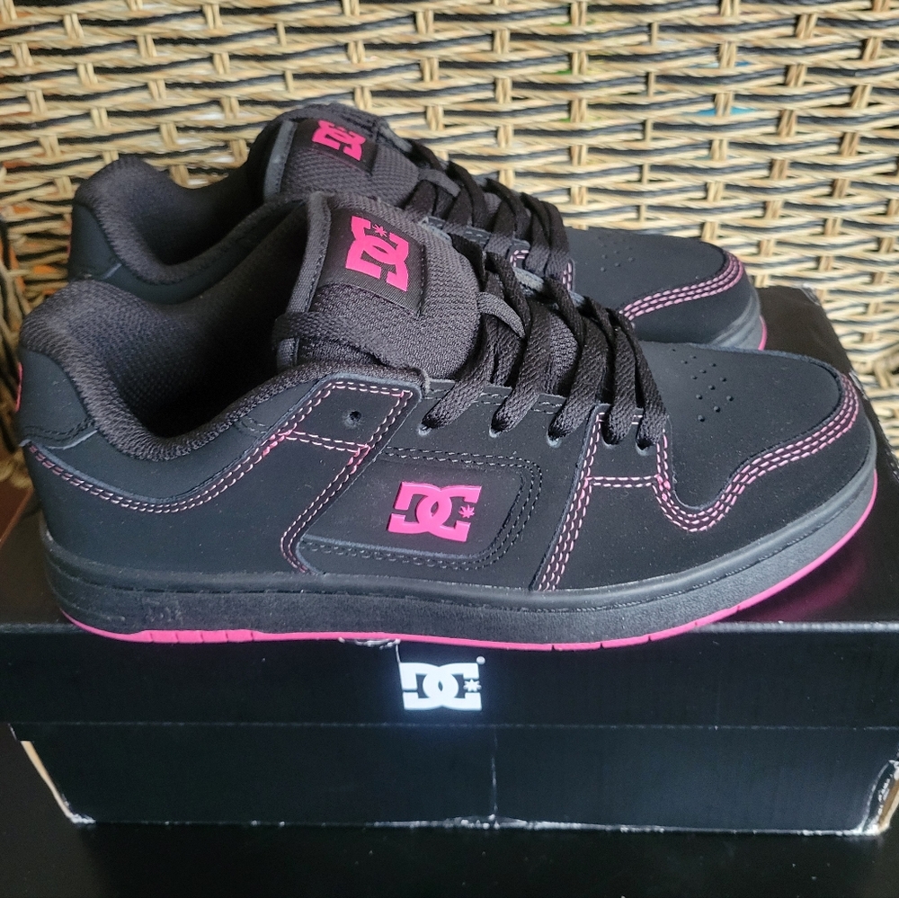 DC Women's Manteca 4 Size 8